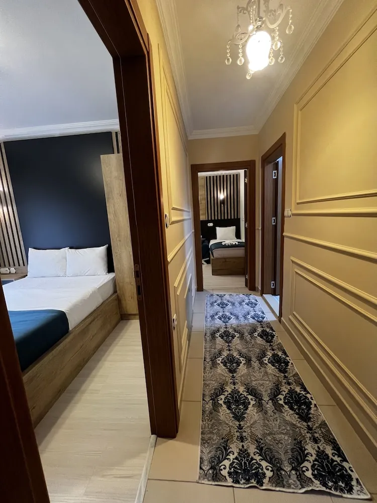 Dört Kişilik Oda, Dağ Manzaralı