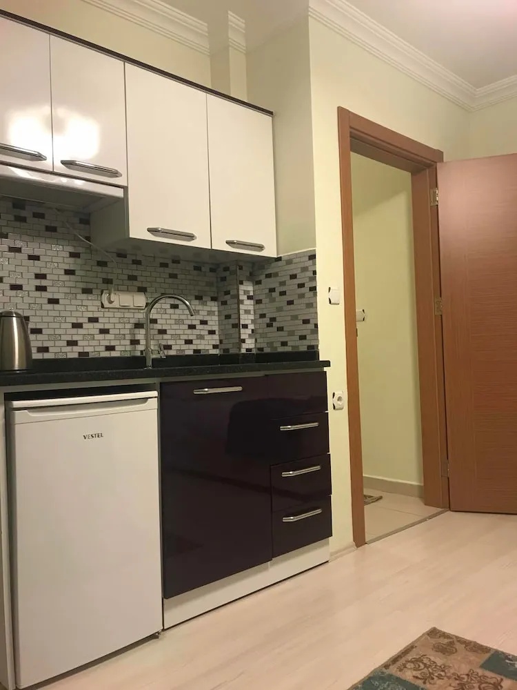 Dört Kişilik Oda, Nehir Manzaralı