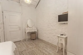 Alacati Alanur Otel