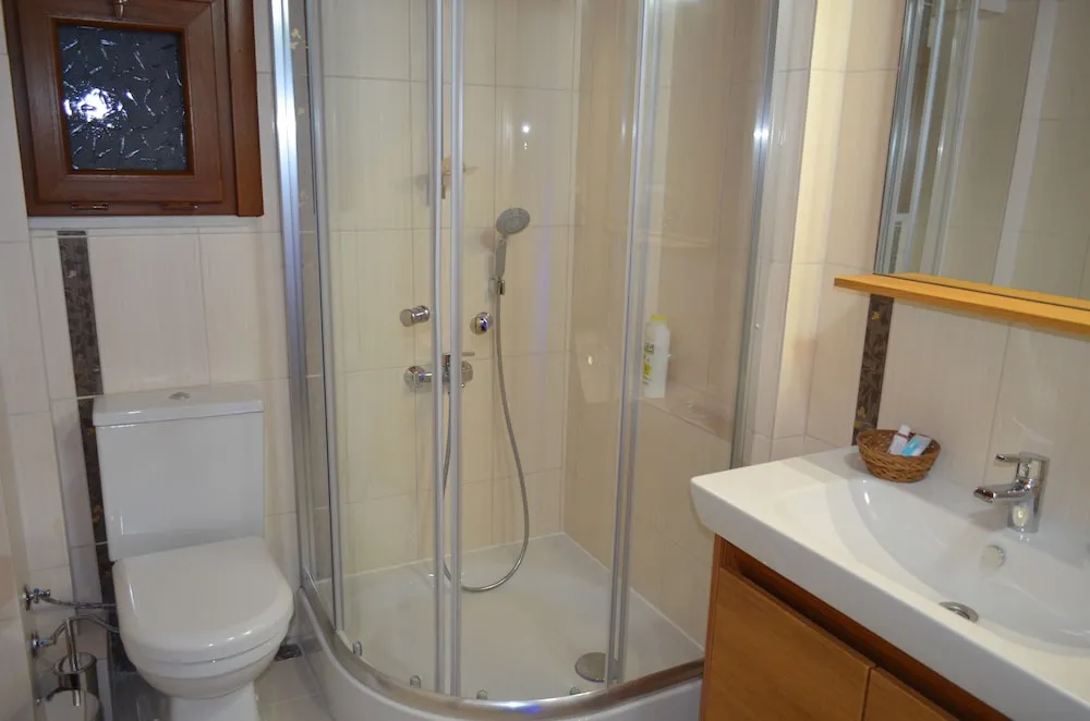 Deluxe Tek Büyük Yataklı Oda, Deniz Manzaralı