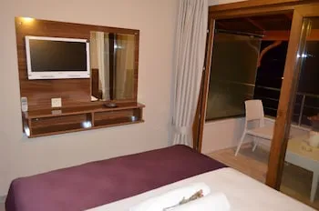 Ada Palas Otel