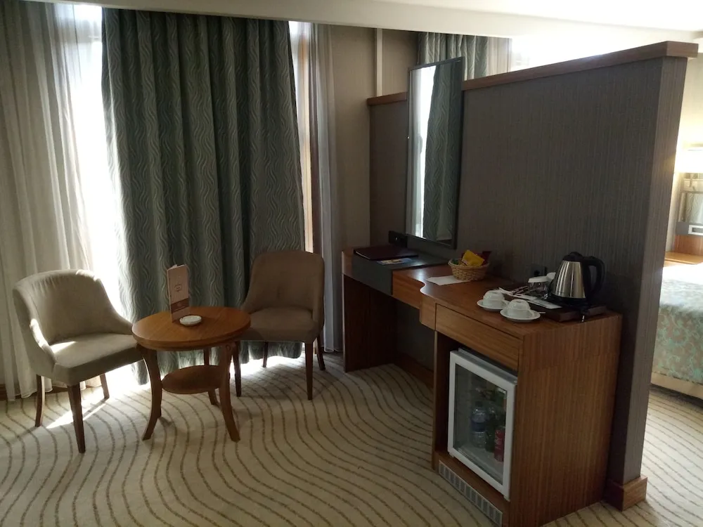 Deluxe Tek Büyük Yataklı Oda, Şehir Manzaralı