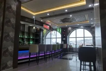 Karen Thermal Residence