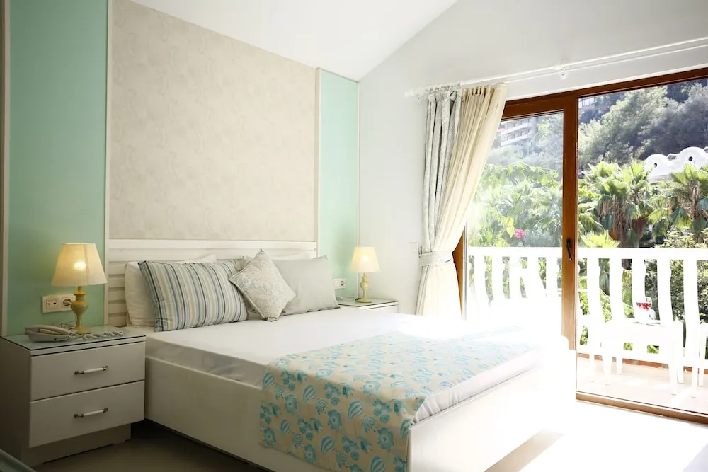 Garden View Room