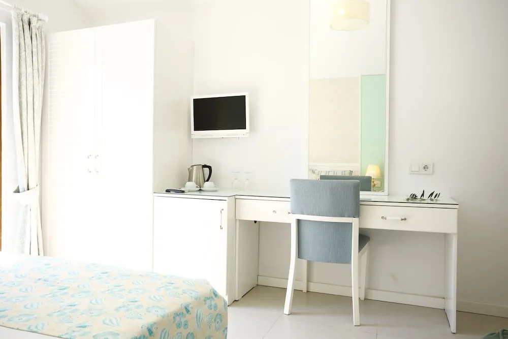 Garden View Room