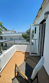 Esmana Otel