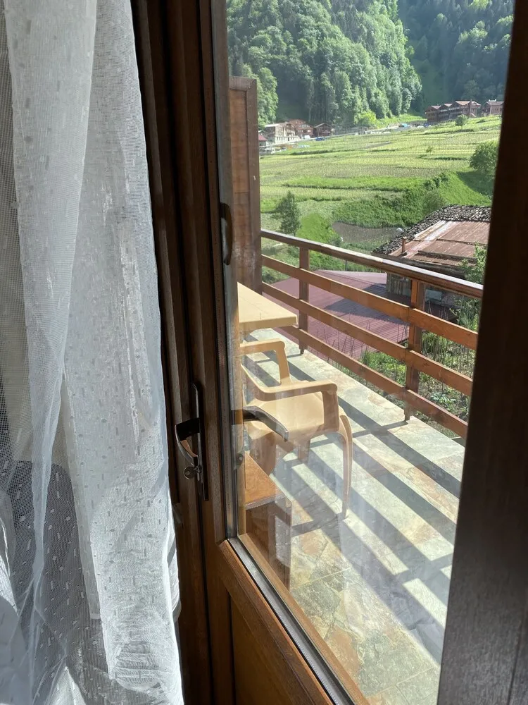 Classic Oda, Tepe Manzaralı