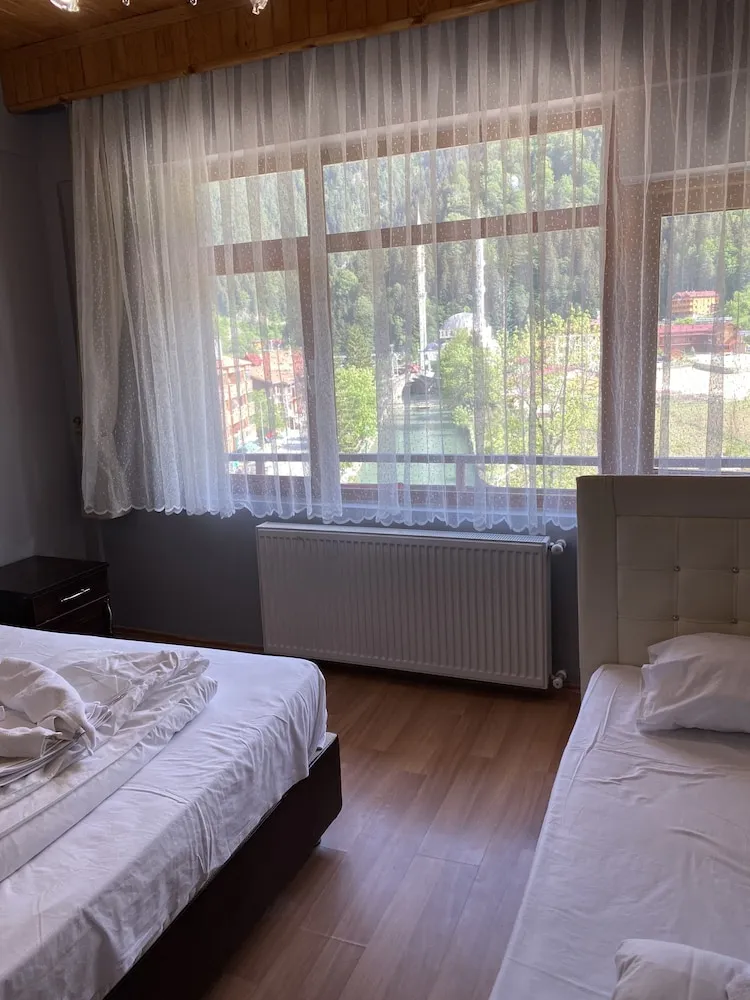 Basic Üç Kişilik Oda