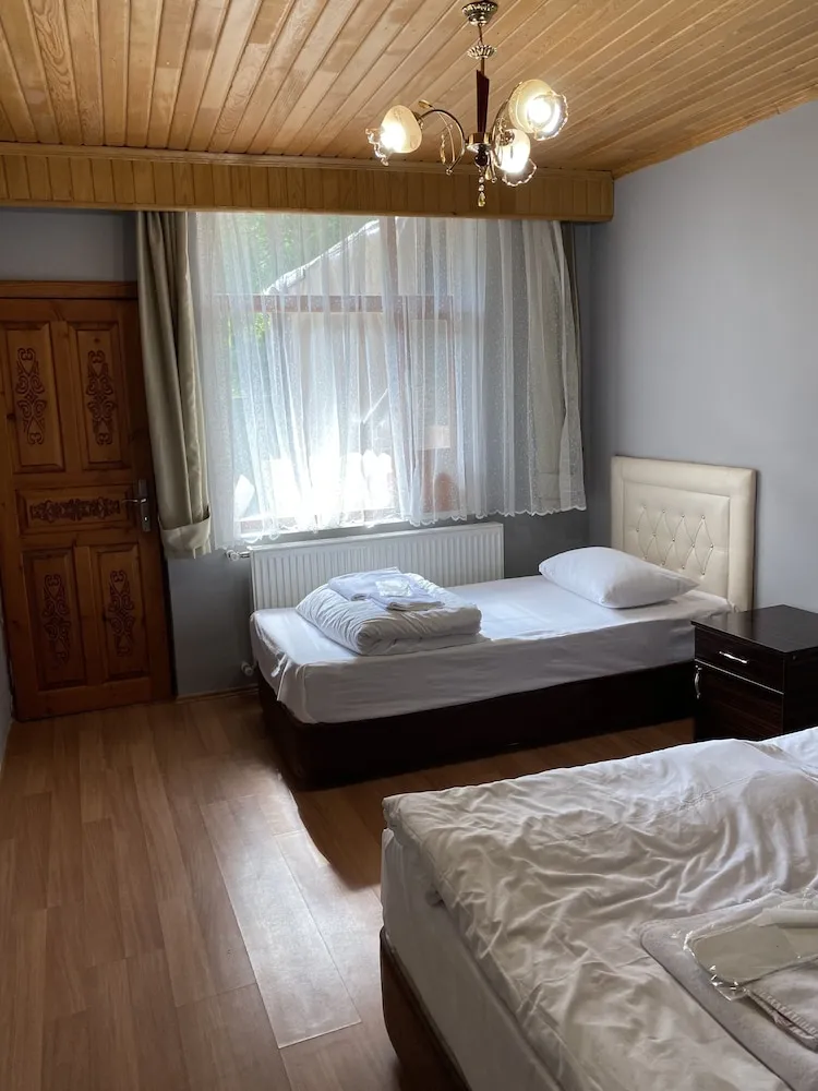 Basic Üç Kişilik Oda