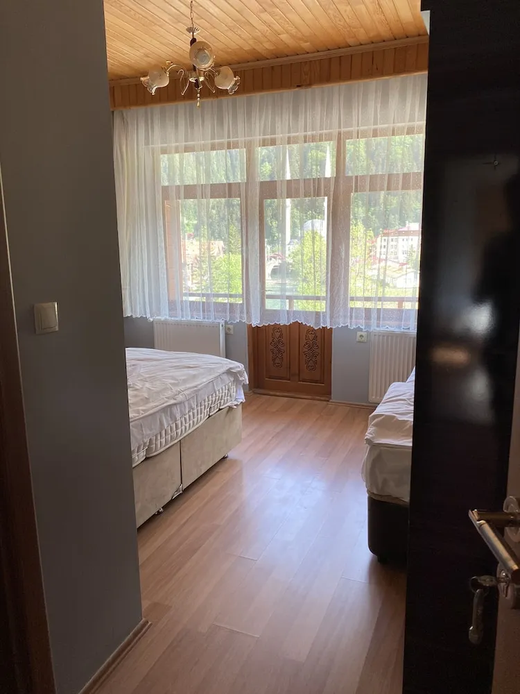 Basic Üç Kişilik Oda