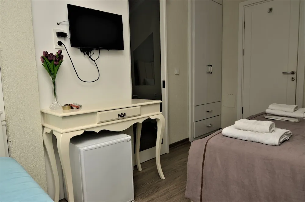 Premium Üç Kişilik Oda