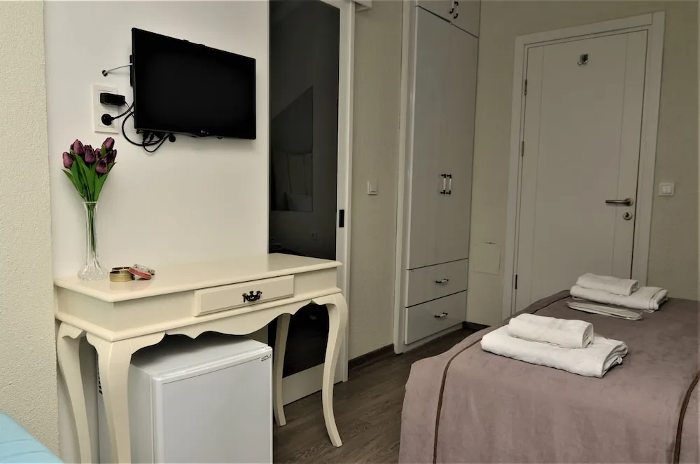 Premium Üç Kişilik Oda