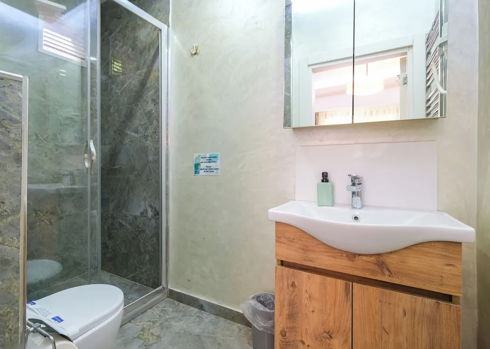 Comfort Dört Kişilik Oda