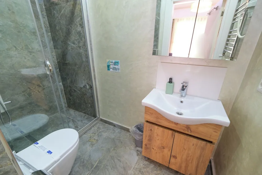 Comfort Dört Kişilik Oda