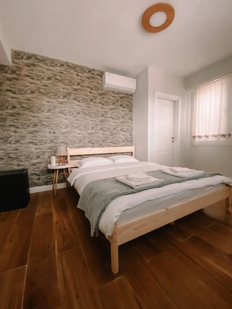 Standard Oda, Veranda, Üzüm Asması Manzaralı