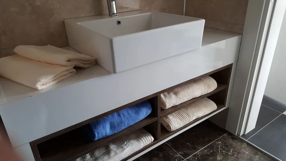 Tek Büyük Yataklı Oda, Deniz Manzaralı