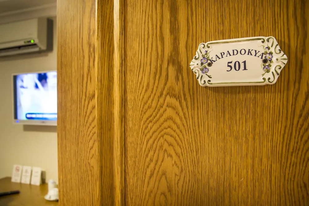 Economy Tek Büyük veya İki Ayrı Yataklı Oda