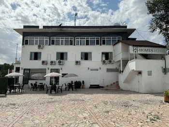 Homes Hotel