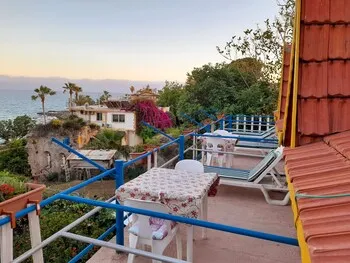 Antonios Motel