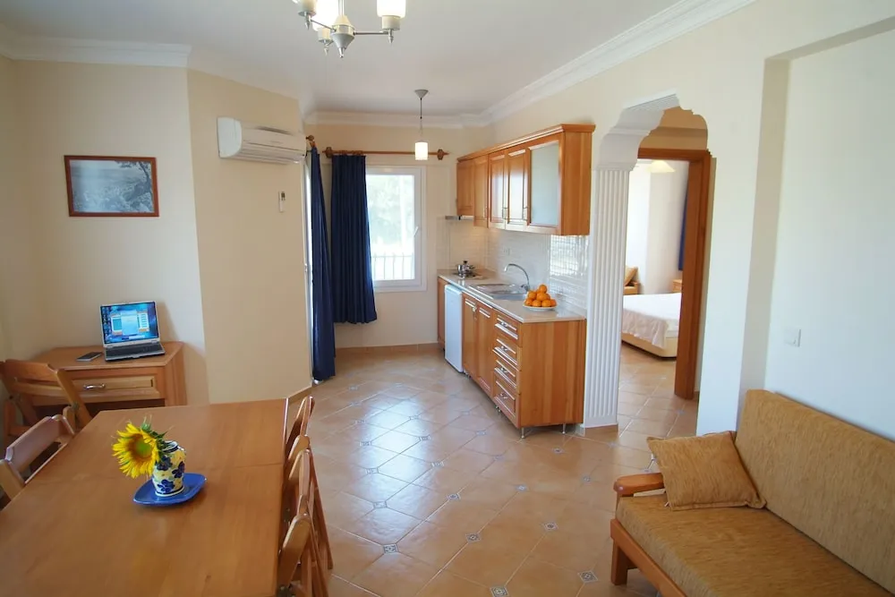 Apartment, 3 Bedrooms, 2 Bathrooms (Duplex)