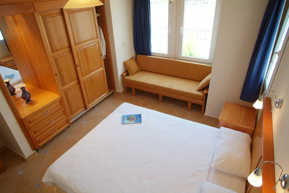 Apartment, 3 Bedrooms, 2 Bathrooms (Duplex)