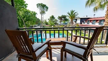 Assos Hunters Hotel - Special Class ( Adults Only)