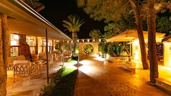 Assos Hunters Hotel - Special Class ( Adults Only)