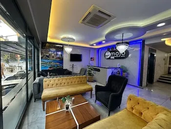 Mojo Otel Alsancak