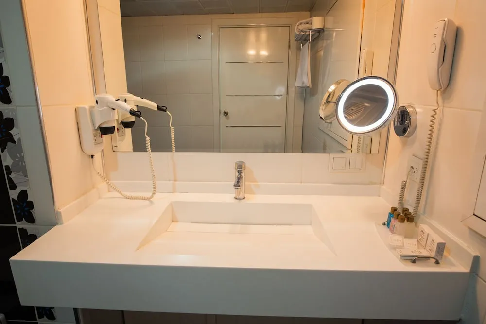 Comfort İki Ayrı Yataklı Oda