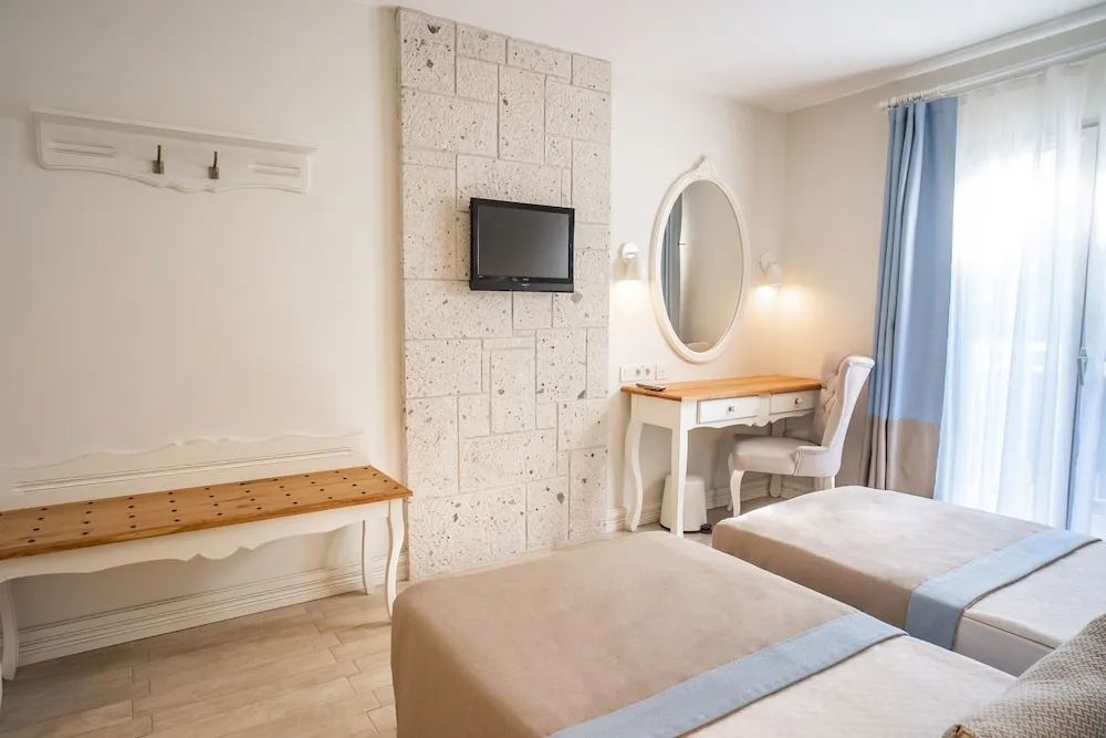 Comfort Club Room