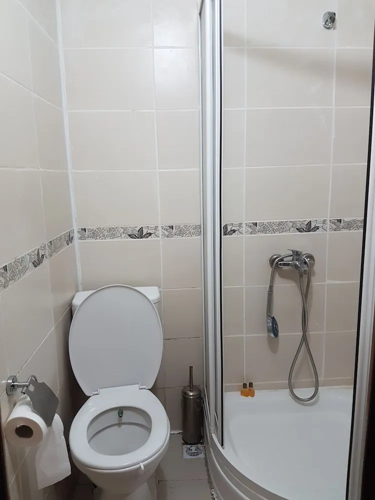 Economy Tek Büyük Yataklı Oda