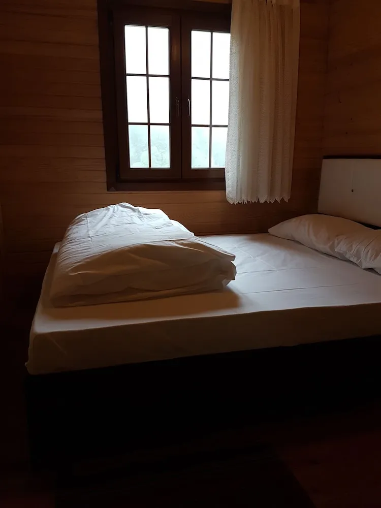 Economy Tek Büyük Yataklı Oda