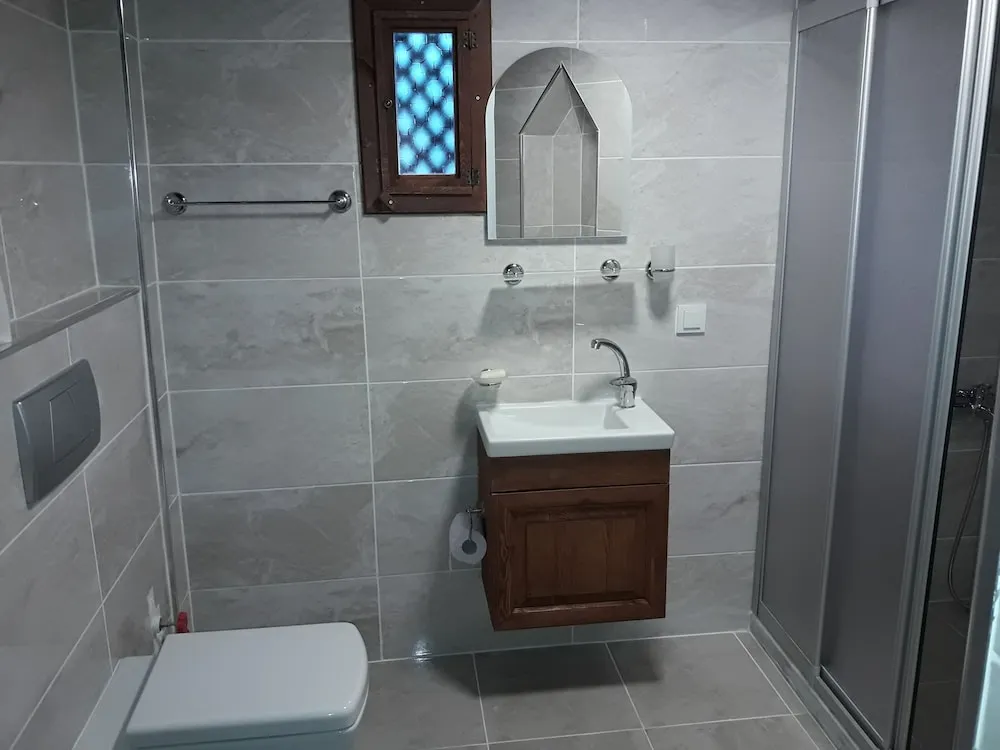 Standard Üç Kişilik Oda, 1 Yatak Odası, Bahçe Manzaralı