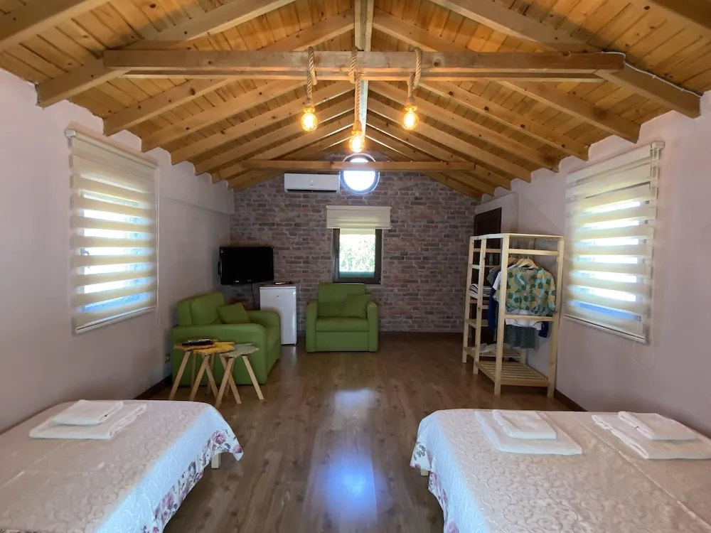 Family İki Ayrı Yataklı Oda