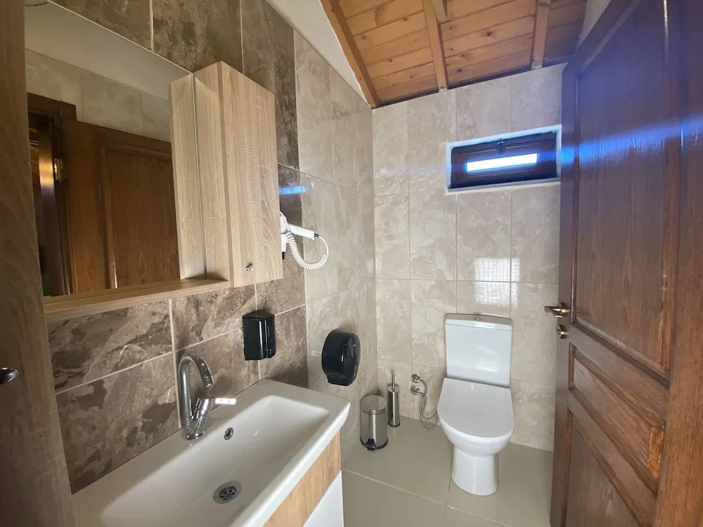 Family İki Ayrı Yataklı Oda