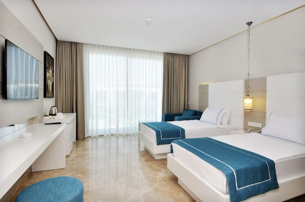 Deluxe Üç Kişilik Oda