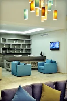 Lugga Boutique Hotel & Beach