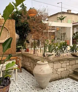 Selin Hotel