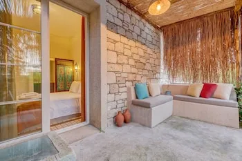 Vespera Hotel