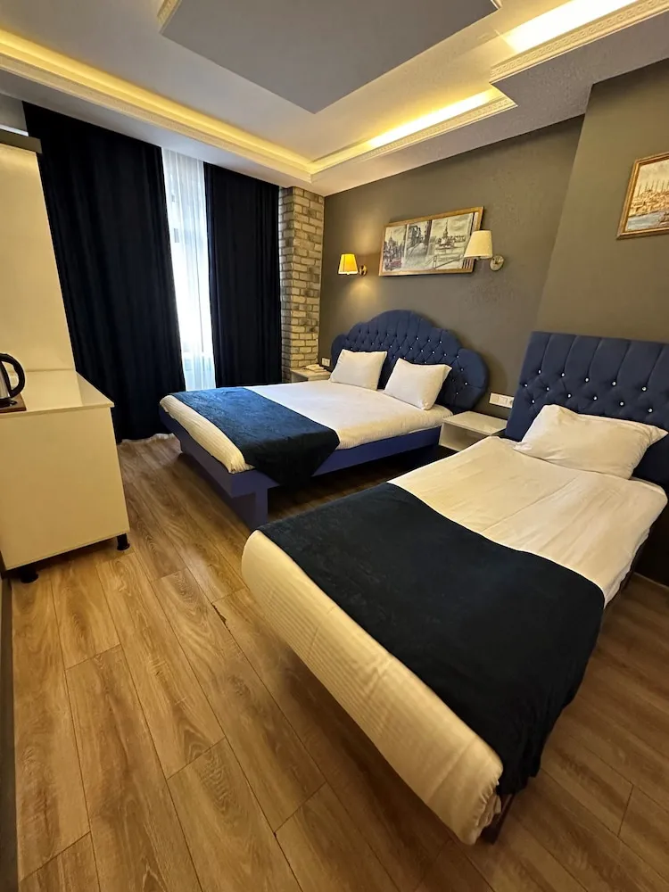 Superior Triple Room