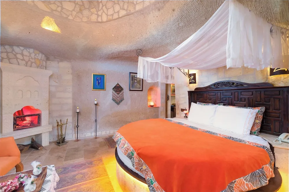 Turuncu Honeymoon Süit