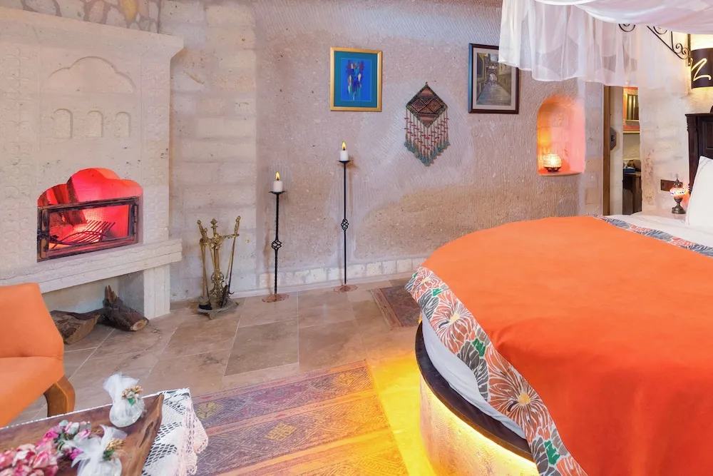 Turuncu Honeymoon Süit