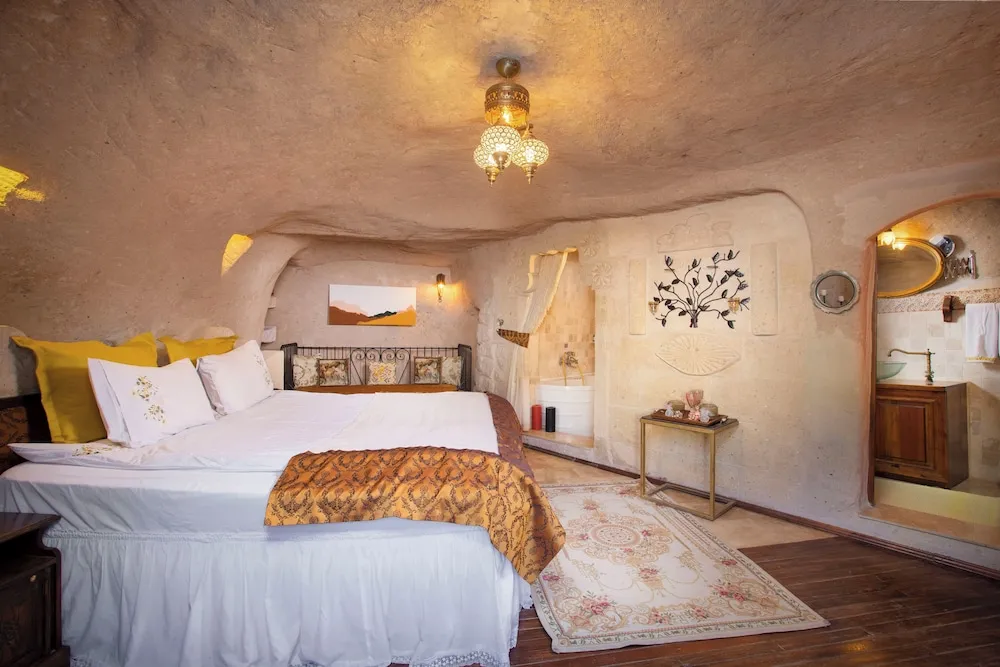 Sarı Honeymoon Süit