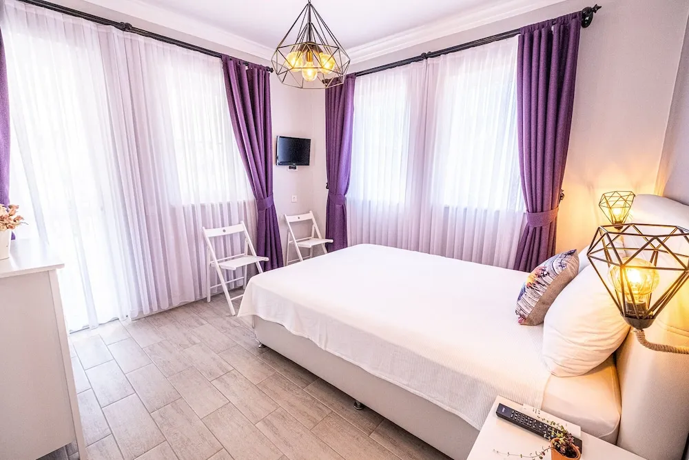 Deluxe Tek Büyük Yataklı Oda, Veranda, Bahçeli