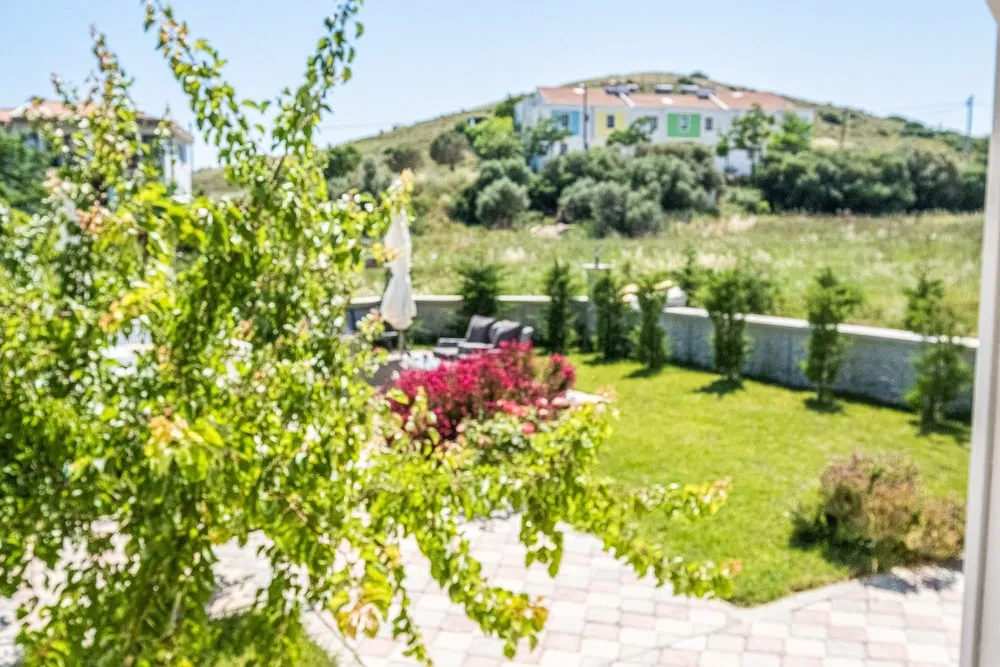 Deluxe Tek Büyük Yataklı Oda, Veranda, Bahçeli