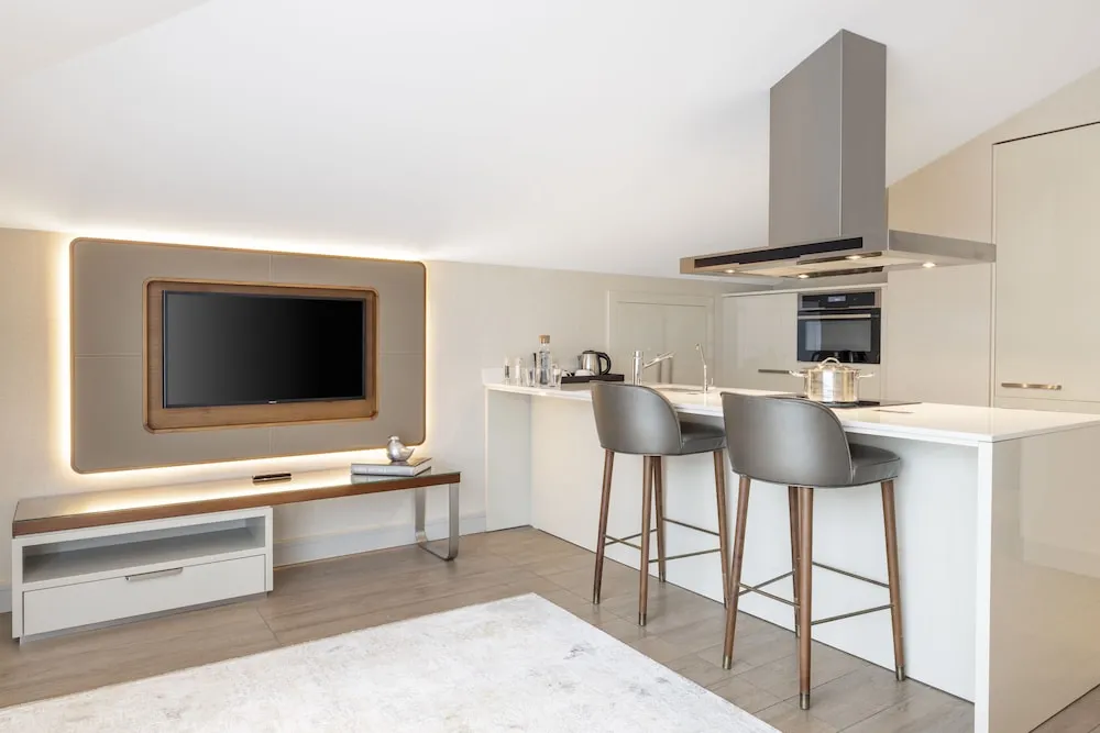 Çatı Katı (Loft), 2 Yatak Odası, Teras, Şehir Manzaralı