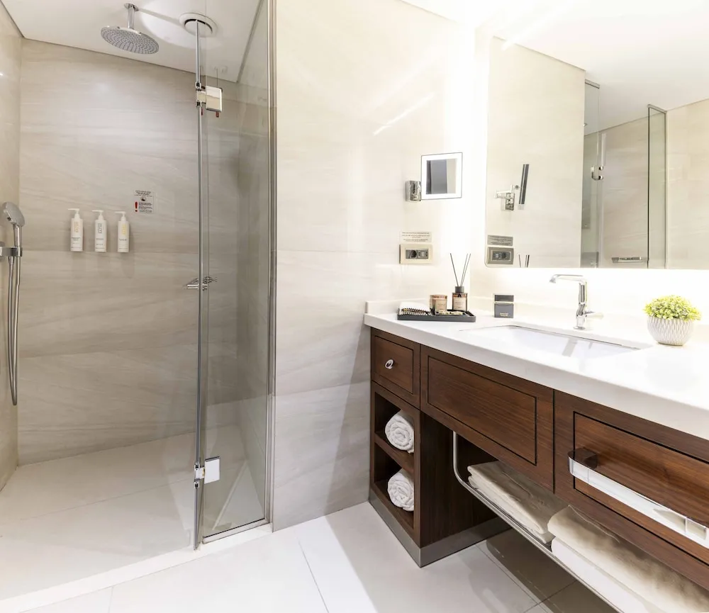 Superior Garden Suite