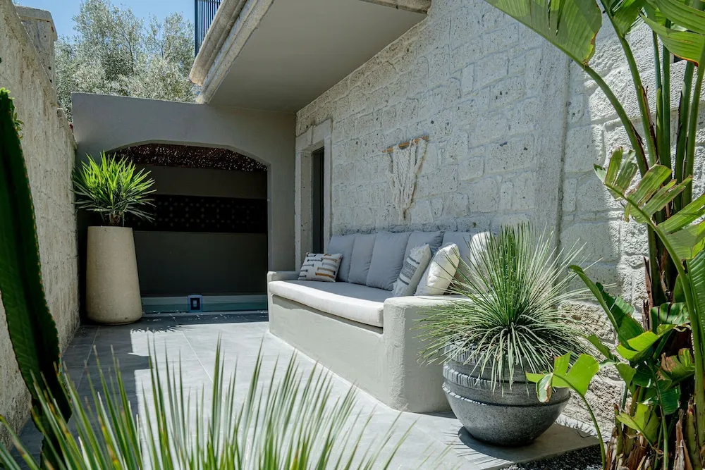 Senior Stüdyo Süit, Kişiye Özel Havuzlu