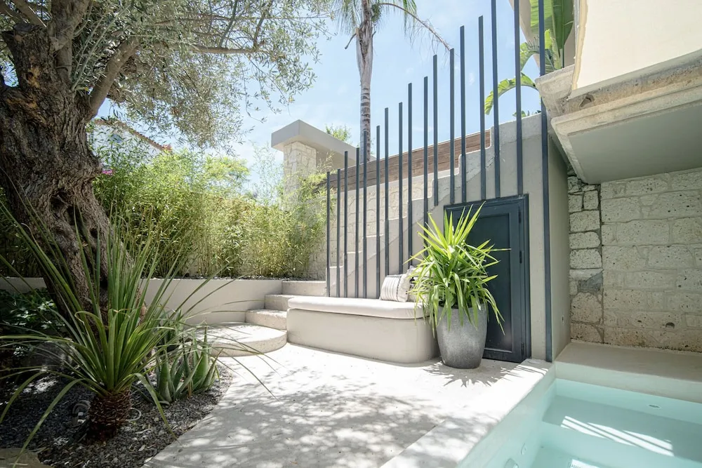 Deluxe Stüdyo Süit, Kişiye Özel Havuzlu