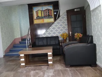 Meta Hotel